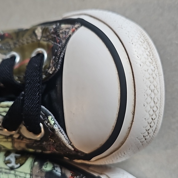 Dinosaur baby Converse Sneakers - Picture 5 of 10